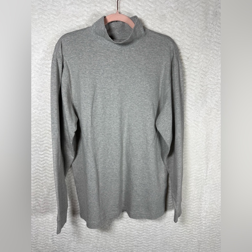 L.L. Bean Men's Heather Gray Crew Tee Cotton Classic Layer Turtleneck.